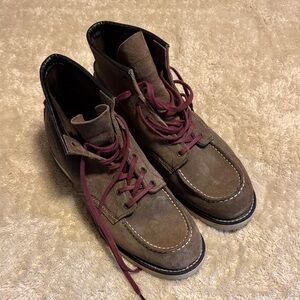 Mens Red Wing Heritage boots 11.5 D gray roughout moc toe 875